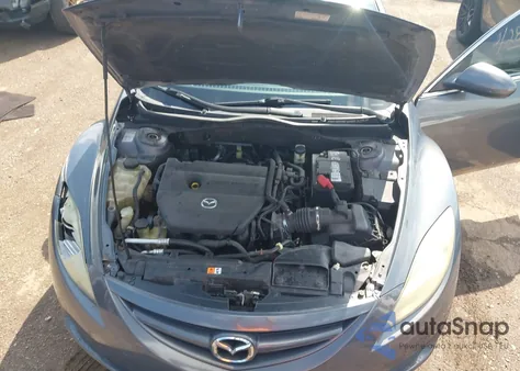 2010 Mazda Mazda6 I Sport z USA, uszkodzony, nr VIN 1YVHZ8BH3A5M55255